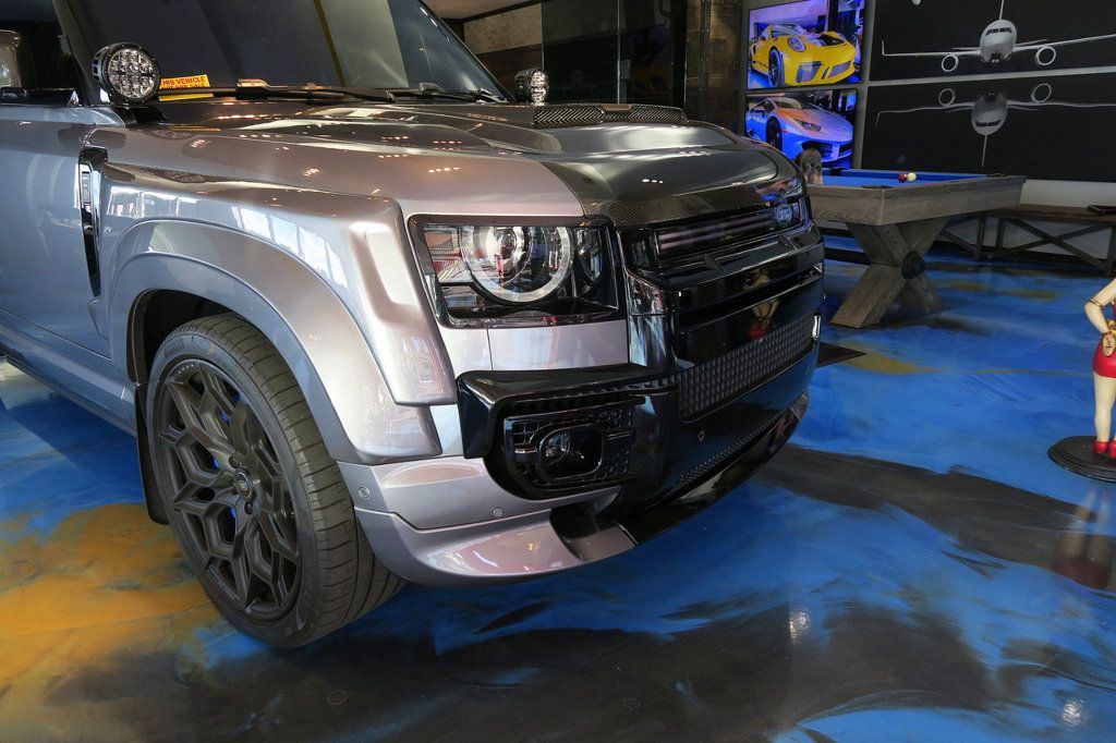 2024 Land Rover Defender 110 P400 X-Dynamic SE Widebody - 22973654 - 48