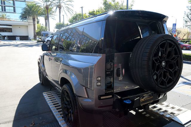 2024 Land Rover Defender 110 P400 X-Dynamic SE Widebody - 22973654 - 58
