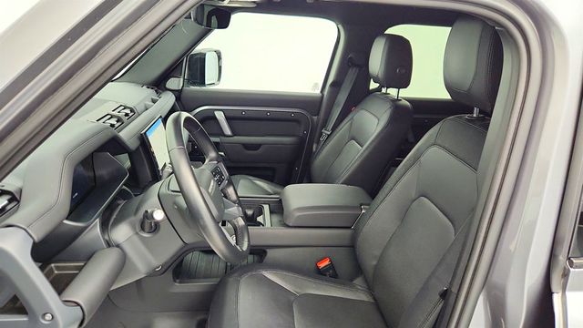 2024 Land Rover Defender 110 P400 X-Dynamic SE with 22'' Wheels, Extended Black Ext. Pkg - 22974958 - 20