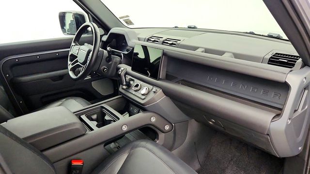 2024 Land Rover Defender 110 P400 X-Dynamic SE with 22'' Wheels, Extended Black Ext. Pkg - 22974958 - 26