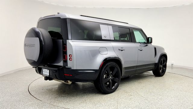 2024 Land Rover Defender 110 P400 X-Dynamic SE with 22'' Wheels, Extended Black Ext. Pkg - 22974958 - 4