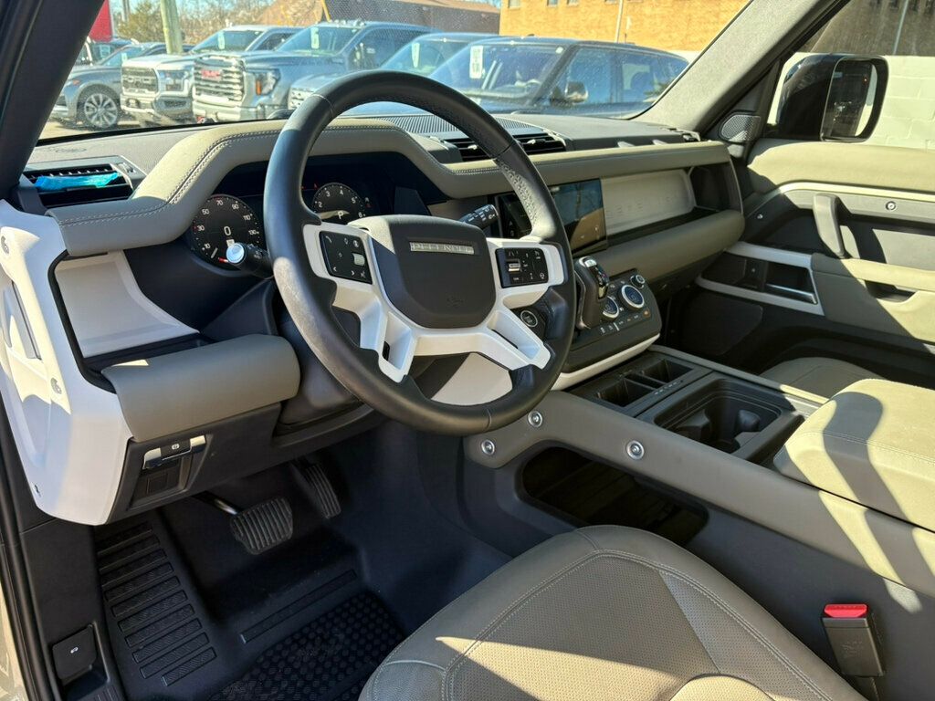 2024 Land Rover Defender 110-S/HtdSts-SteeringWheel/AdaptCruise/BlindSpotMonitor/NAV - 22967937 - 11