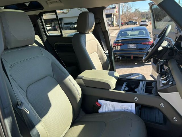 2024 Land Rover Defender 110-S/HtdSts-SteeringWheel/AdaptCruise/BlindSpotMonitor/NAV - 22967937 - 28