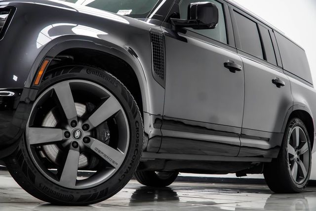 2024 Land Rover Defender 130 P400 Outbound - 23070926 - 2