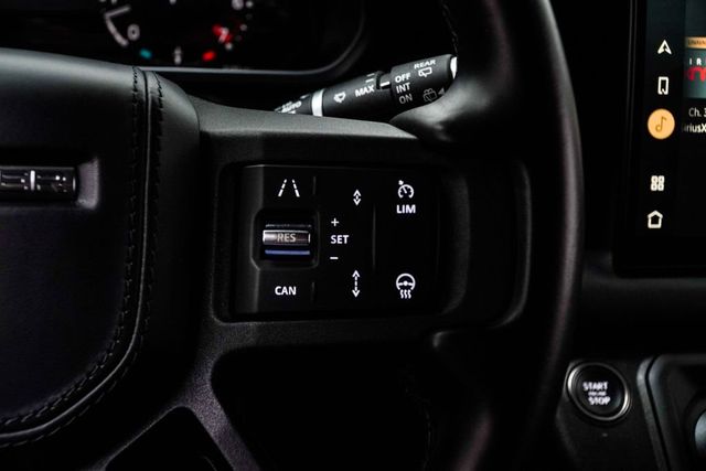 2024 Land Rover Defender 130 P400 Outbound - 23070926 - 29