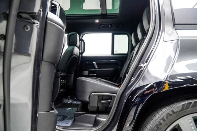 2024 Land Rover Defender 130 P400 Outbound - 23070926 - 38