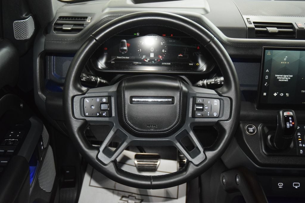 2024 Land Rover Defender 130 P400 X - 23066833 - 37