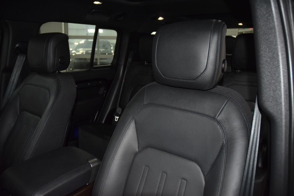 2024 Land Rover Defender 130 P400 X - 23066833 - 42