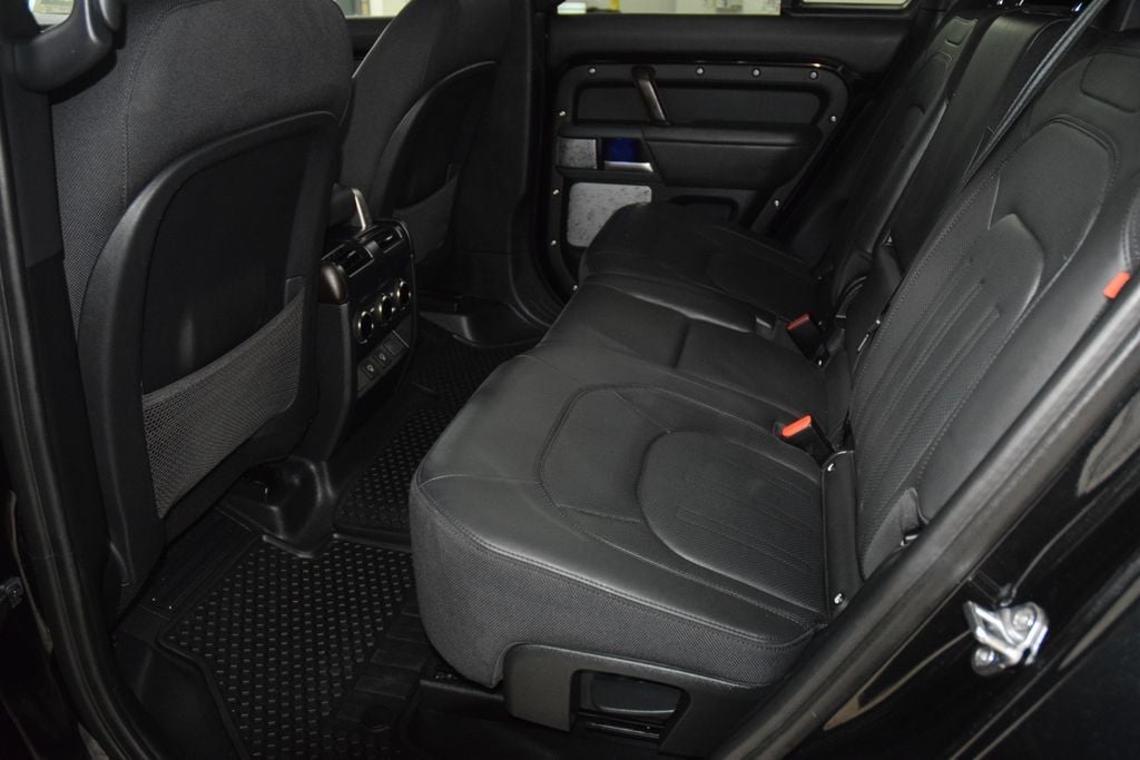 2024 Land Rover Defender 130 P400 X - 23066833 - 43