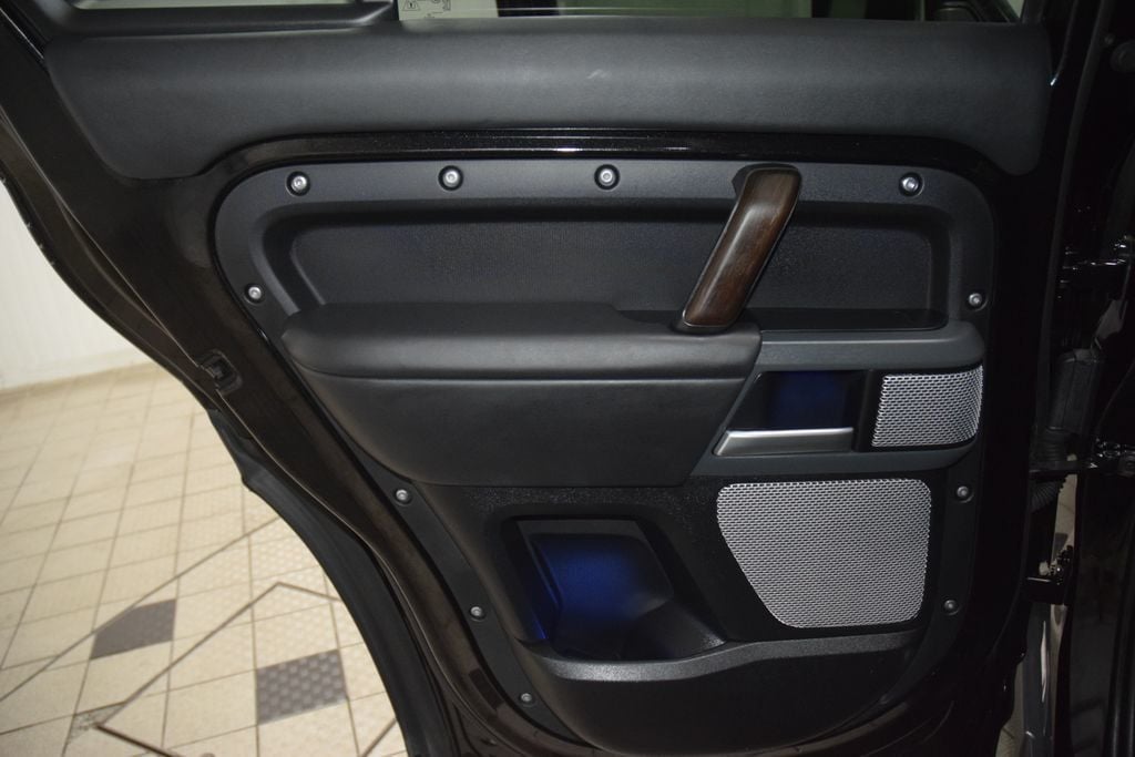 2024 Land Rover Defender 130 P400 X - 23066833 - 47