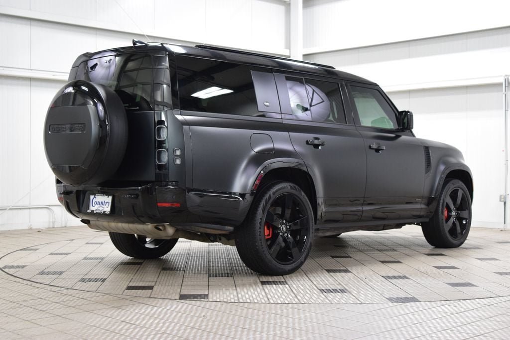 2024 Land Rover Defender 130 P400 X - 23066833 - 7
