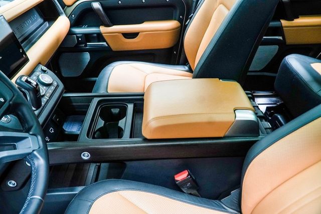 2024 Land Rover Defender 130 P400 X - 22981987 - 18