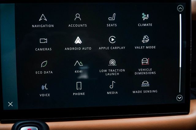 2024 Land Rover Defender 130 P400 X - 22981987 - 26