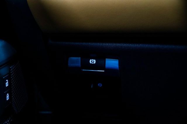 2024 Land Rover Defender 130 P400 X - 22981987 - 32