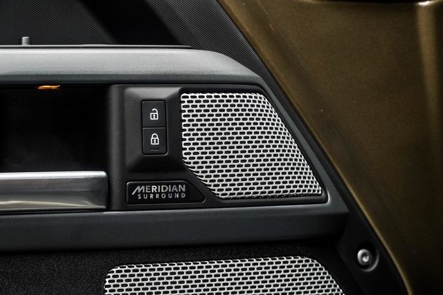 2024 Land Rover Defender 130 P400 X - 22981987 - 38