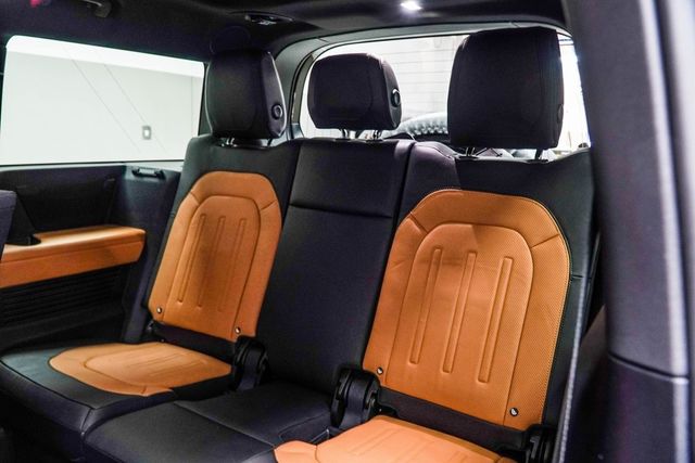 2024 Land Rover Defender 130 P400 X - 22981987 - 46