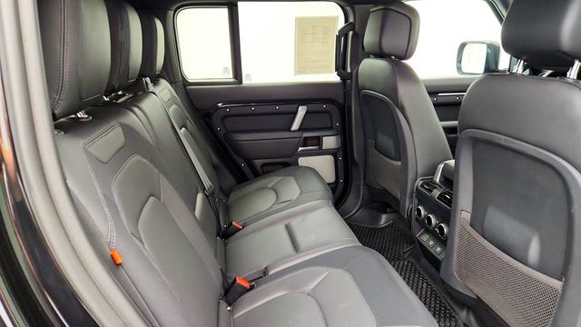 2024 Land Rover Defender 130 P400 X-Dynamic SE - 23094733 - 23