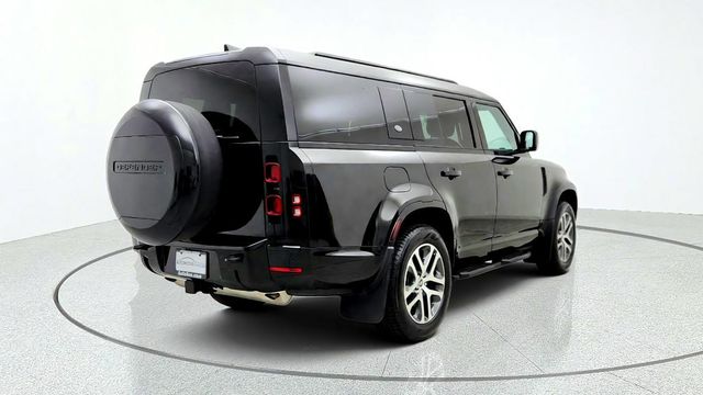2024 Land Rover Defender 130 P400 X-Dynamic SE - 23094733 - 4