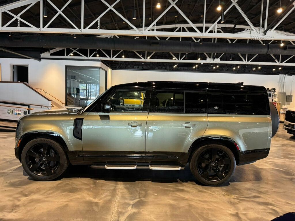2024 Land Rover Defender 130/P400 X-Dynamic SE/3rdRow/Htd&CldSeats/PanoRoof/AdapCruise - 22921542 - 1