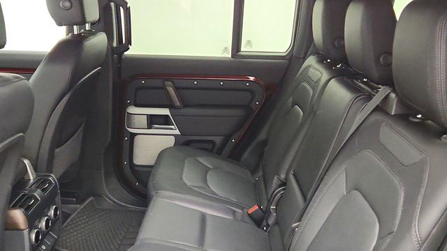 2024 Land Rover Defender 130 P400 X-Dynamic SE w/ 22'' Wheels & Black Exterior Pack - 23033716 - 21