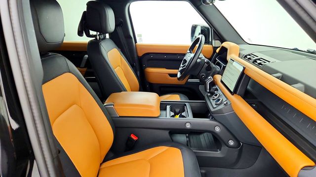 2024 Land Rover Defender 130 P400 X-Dynamic SE w/ 22'' Wheels, Ext. Leather & Black Pack - 23091246 - 25