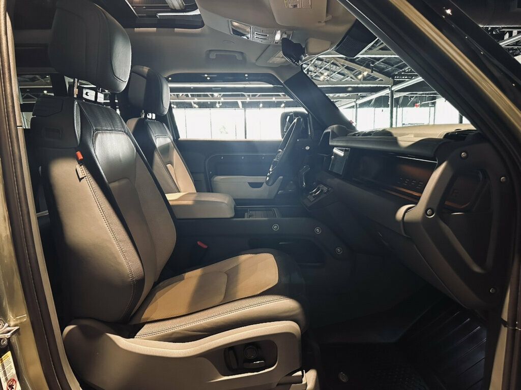 2024 Land Rover Defender AirSuspensionPack/ComfortPkg/ConveniencePkg/WindsorLeather - 23061390 - 23