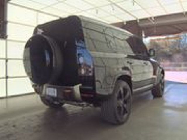 2024 Land Rover Defender Heated&Cooled Seats/Adaptive Cruise/Heads Up Display/Pano Roof - 22987738 - 2