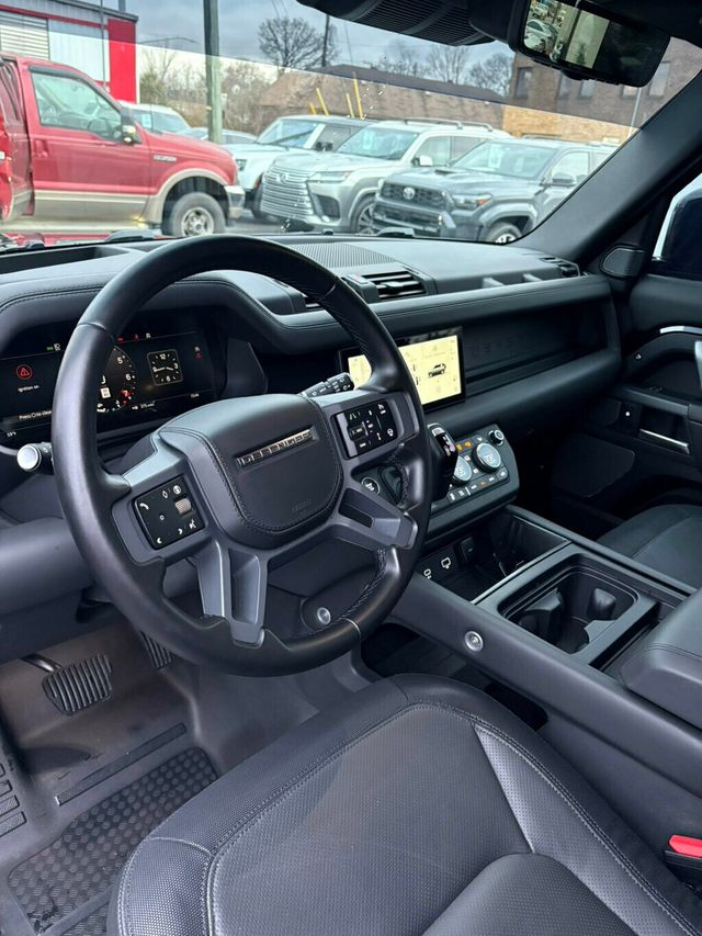 2024 Land Rover Defender LocalTrade/MSRP$88705/X-Dynamic-SE/Heated&CooledSeats/FamilyPkg - 22961394 - 10