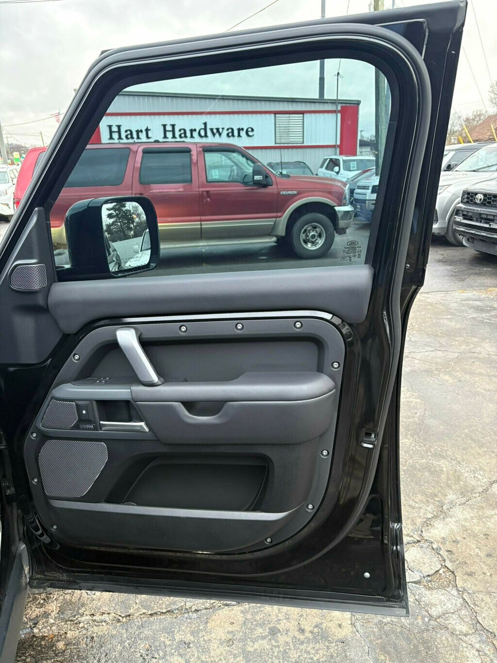 2024 Land Rover Defender LocalTrade/MSRP$88705/X-Dynamic-SE/Heated&CooledSeats/FamilyPkg - 22961394 - 20