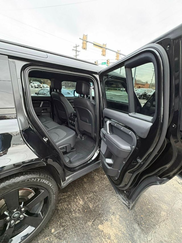 2024 Land Rover Defender LocalTrade/MSRP$88705/X-Dynamic-SE/Heated&CooledSeats/FamilyPkg - 22961394 - 22