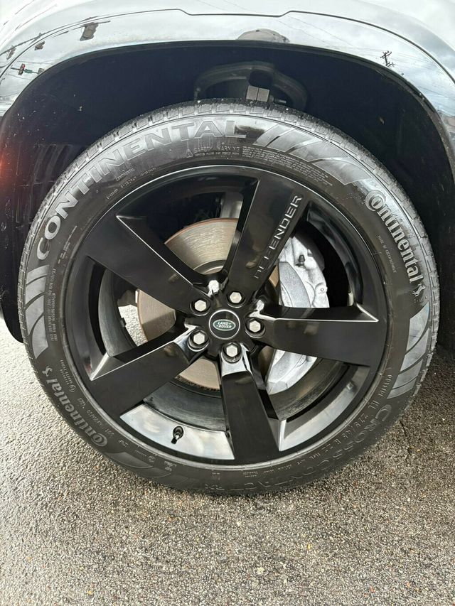 2024 Land Rover Defender LocalTrade/MSRP$88705/X-Dynamic-SE/Heated&CooledSeats/FamilyPkg - 22961394 - 30