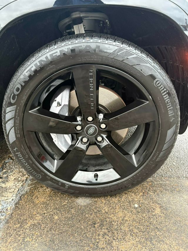 2024 Land Rover Defender LocalTrade/MSRP$88705/X-Dynamic-SE/Heated&CooledSeats/FamilyPkg - 22961394 - 33