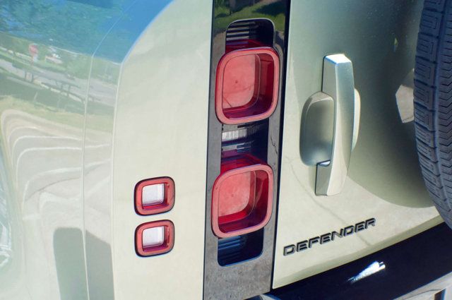 2024 Land Rover Defender MSRP$80875/P-400-X-Dynamic-SE/3rdRowSeats/FamilyPkg/NAV - 23008364 - 12