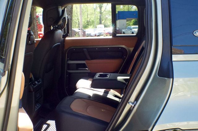 2024 Land Rover Defender MSRP$80875/P-400-X-Dynamic-SE/3rdRowSeats/FamilyPkg/NAV - 23008364 - 47