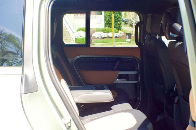 2024 Land Rover Defender MSRP$80875/P-400-X-Dynamic-SE/3rdRowSeats/FamilyPkg/NAV - 23008364 - 53