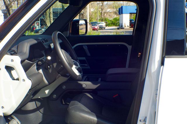 2024 Land Rover Defender MSRP$89695/P-400 X-DynamicSE/ColdClimatePkg/BlindSpotMonitor/NAV - 23001506 - 20