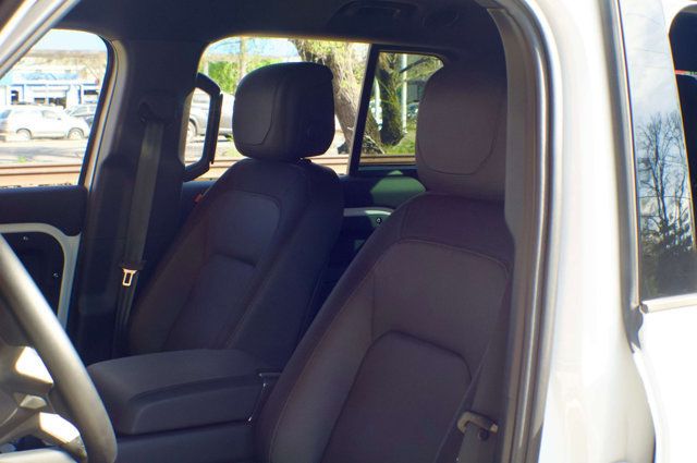 2024 Land Rover Defender MSRP$89695/P-400 X-DynamicSE/ColdClimatePkg/BlindSpotMonitor/NAV - 23001506 - 21