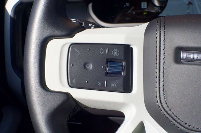 2024 Land Rover Defender MSRP$89695/P-400 X-DynamicSE/ColdClimatePkg/BlindSpotMonitor/NAV - 23001506 - 23