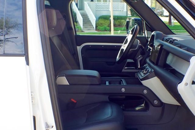 2024 Land Rover Defender MSRP$89695/P-400 X-DynamicSE/ColdClimatePkg/BlindSpotMonitor/NAV - 23001506 - 43