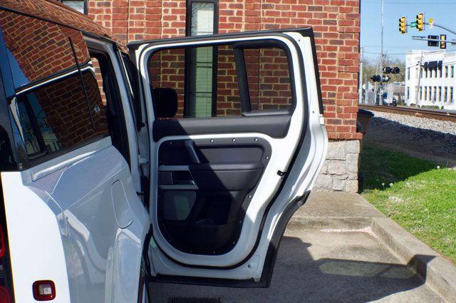 2024 Land Rover Defender MSRP$89695/P-400 X-DynamicSE/ColdClimatePkg/BlindSpotMonitor/NAV - 23001506 - 51