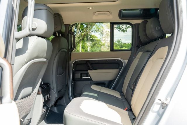 2024 Land Rover Defender MSRP$92425/P-400-X/Heated&CooledSeats/PanoramicSunroof/NAV - 23051251 - 49