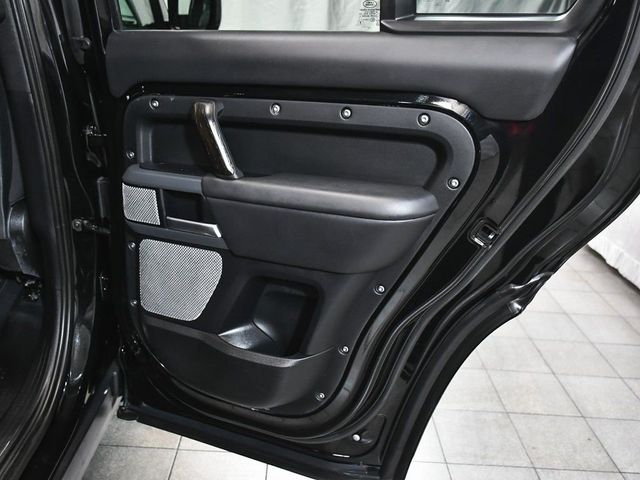 2024 Land Rover Defender 130 X - 23011158 - 12