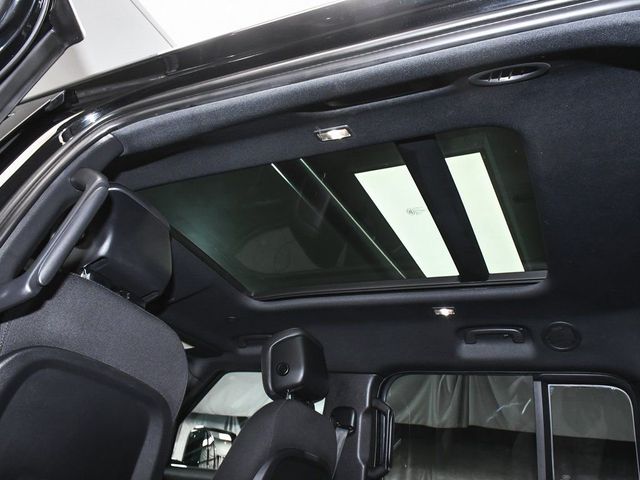 2024 Land Rover Defender 130 X - 23011158 - 37