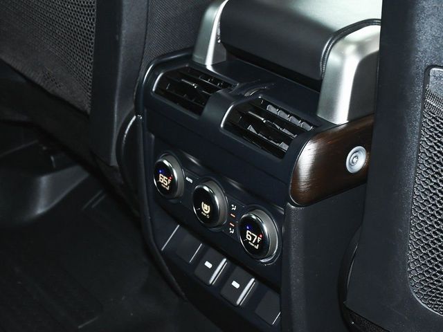 2024 Land Rover Defender 130 X - 23011158 - 39