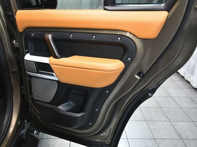 2024 Land Rover Defender 130 X-Dynamic SE - 22999801 - 13
