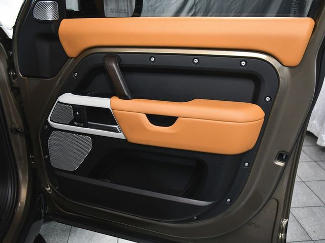 2024 Land Rover Defender 130 X-Dynamic SE - 22999801 - 15
