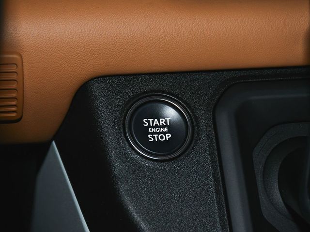 2024 Land Rover Defender 130 X-Dynamic SE - 22999801 - 30