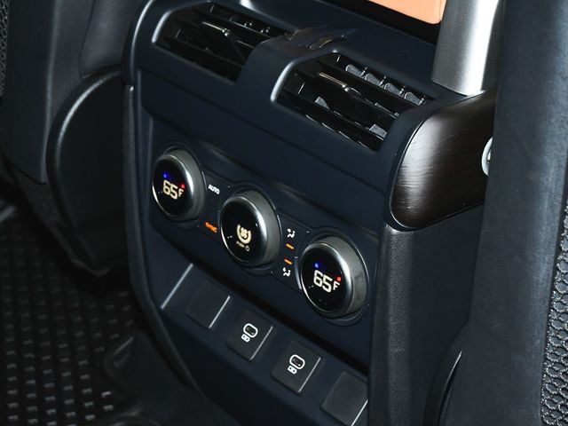 2024 Land Rover Defender 130 X-Dynamic SE - 22999801 - 52