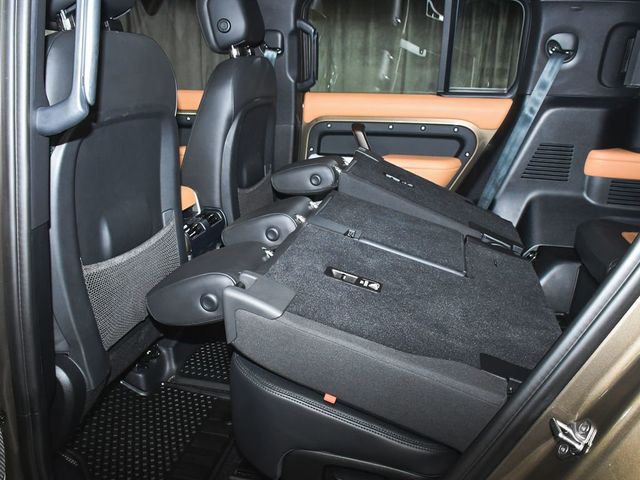 2024 Land Rover Defender 130 X-Dynamic SE - 22999801 - 56