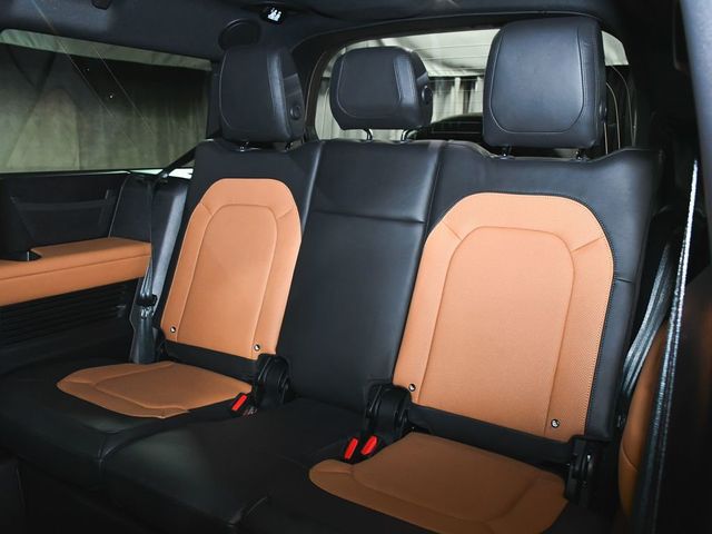 2024 Land Rover Defender 130 X-Dynamic SE - 22999801 - 59